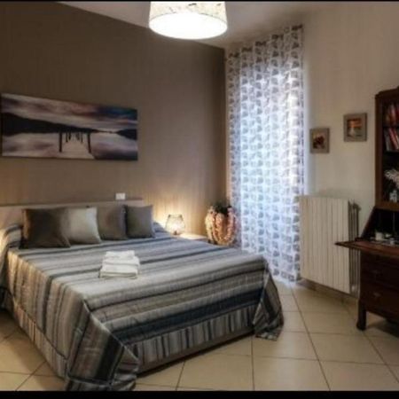 马里利亚诺San Marcellino House公寓 外观 照片