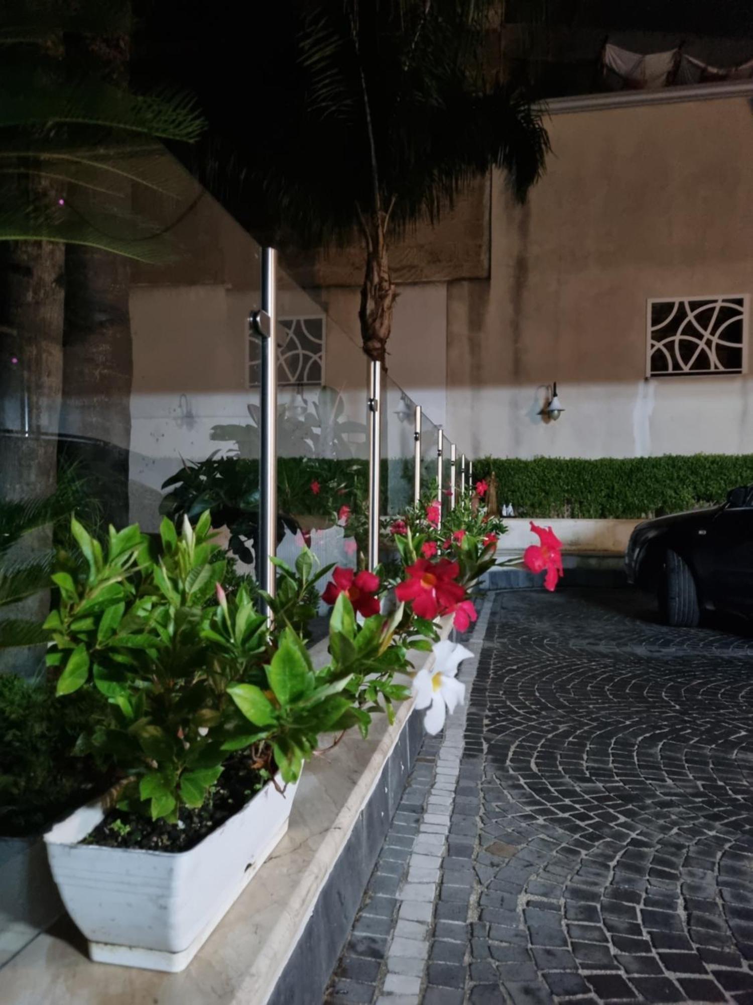 马里利亚诺San Marcellino House公寓 外观 照片